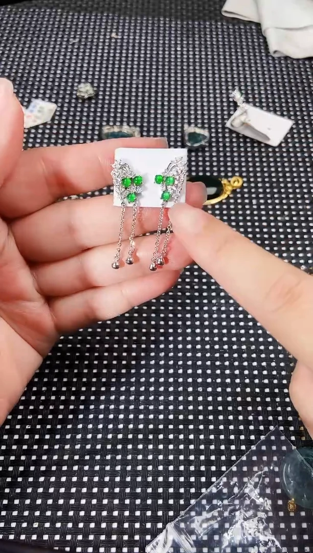 翡翠未镶嵌耳饰1111111111