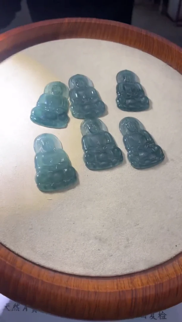 颈饰未镶嵌翡翠翡翠挂件 多样性发一件