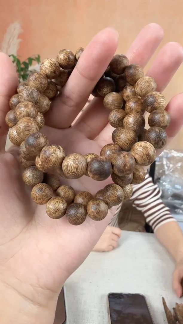 沉香沉香碎屑045沉香99沉圆珠单圈卡1.0多样性发其一