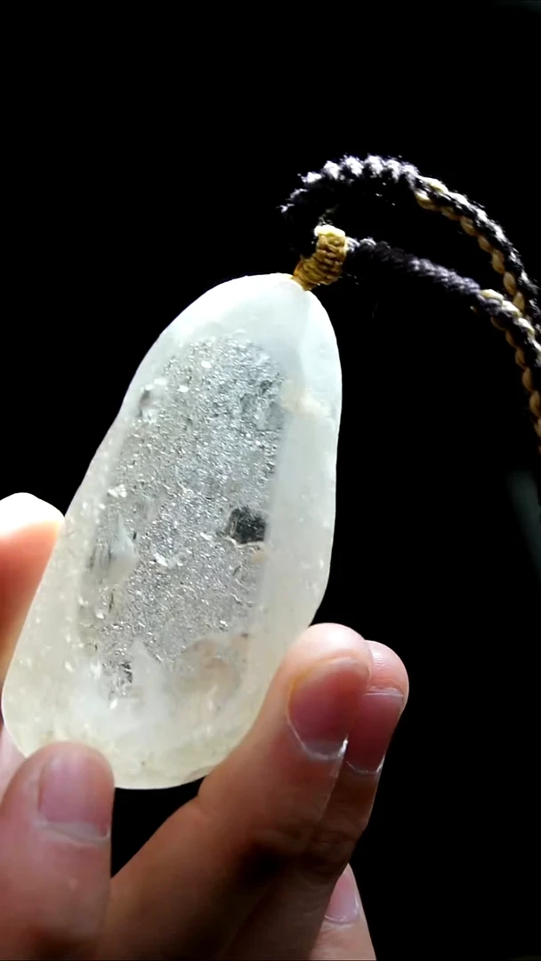 吊坠(赠链)未镶嵌水晶水晶