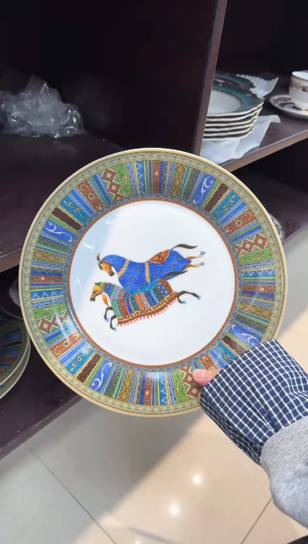 瓷片10.5英寸平盘 变形瑕 2个