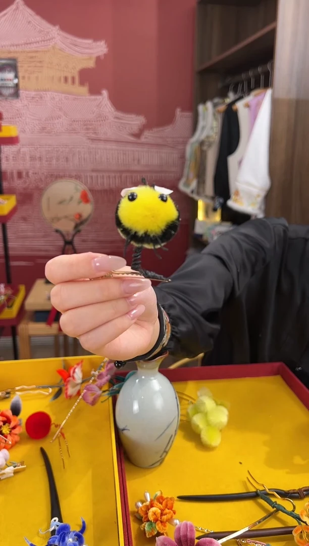 【闪购商品】刺绣非遗绒花（发饰）