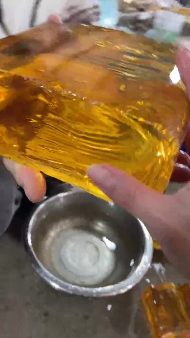 新疆托帕石原石摆件