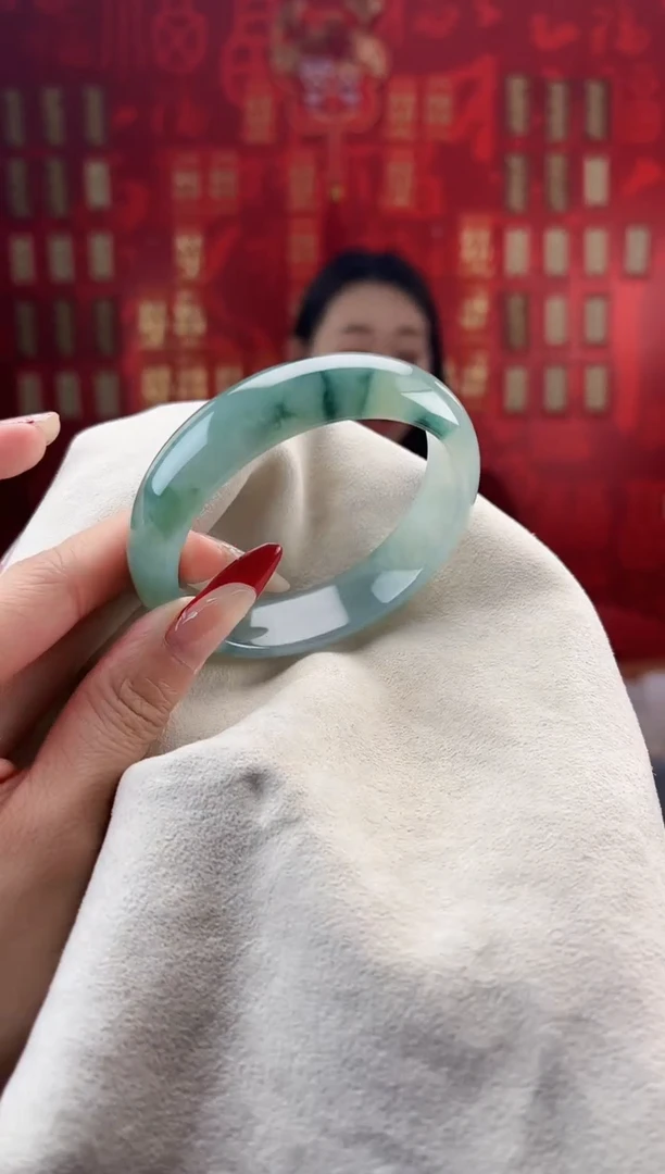 【闪购商品】翡翠手镯未镶嵌手镯