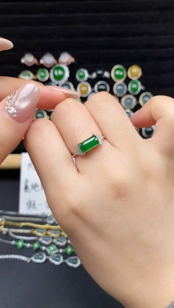 银S925镶嵌戒指翡翠111