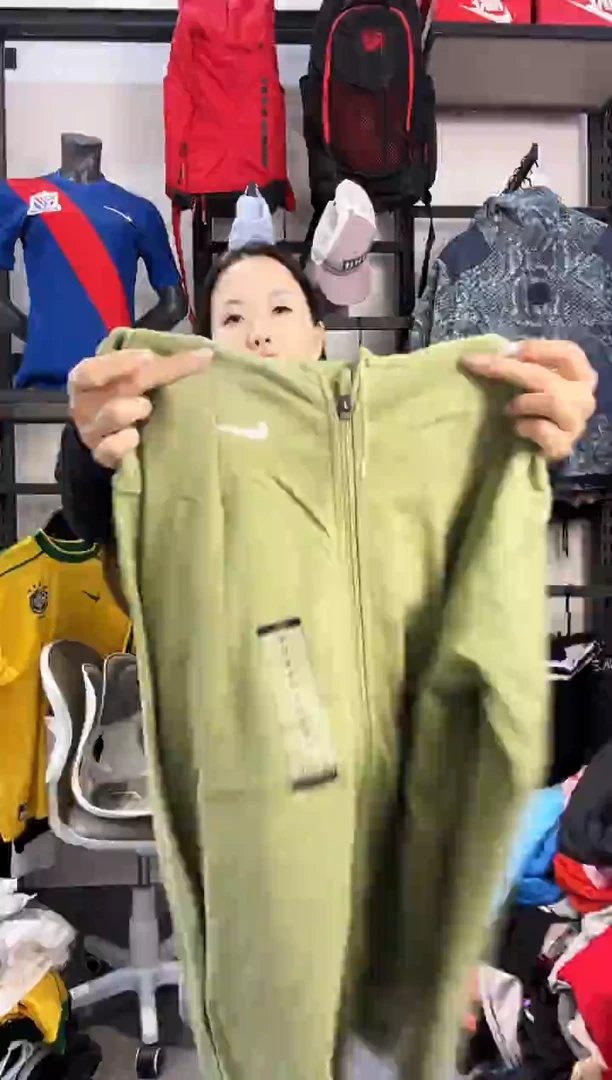 431编码 瑕疵款直播间过款为准 尺码M
