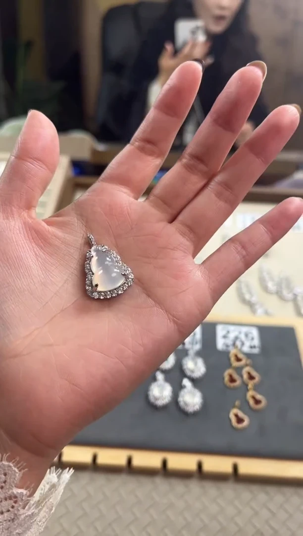 手镯玛瑙/玉髓合金224白 不带链子