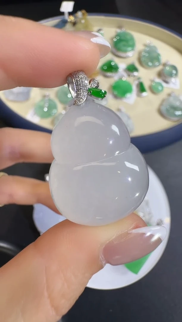 翡翠18K金镶嵌吊坠(不含链)【源头工厂】18k金钻石镶嵌