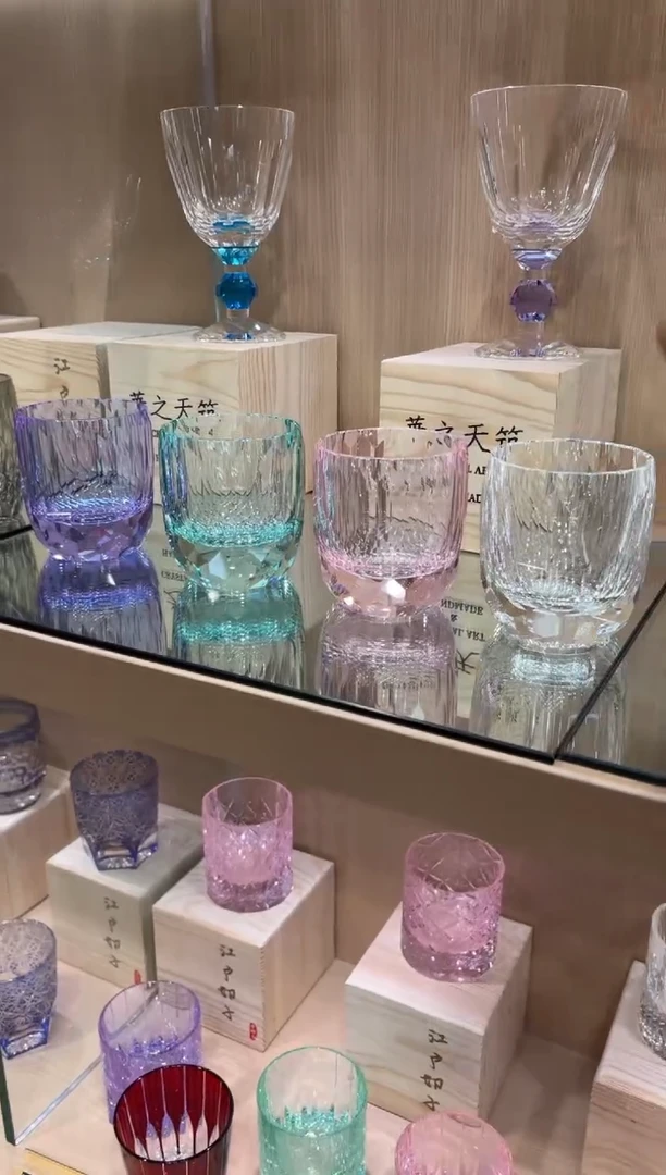 大**山粉色 紫色 绿色 透色钻杯 共四只