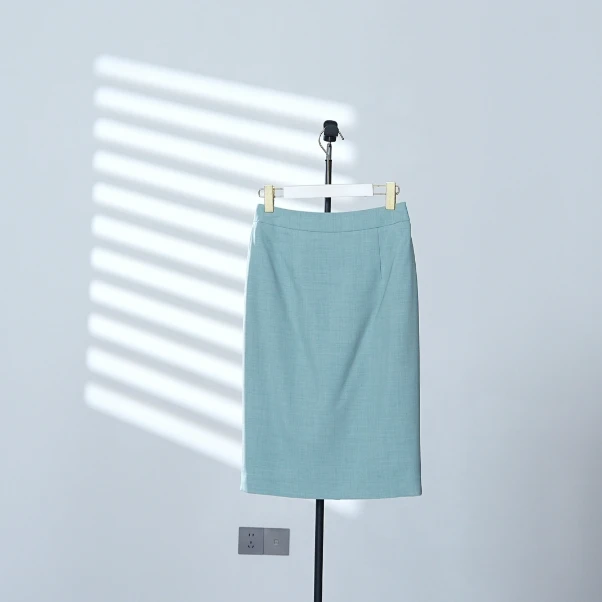 春季新款半身裙简约时尚高级感职场通勤百搭显瘦