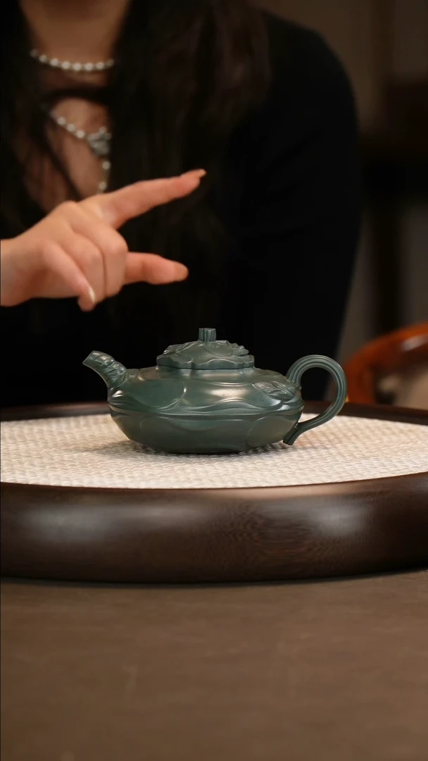 杨瑶芬 风卷葵 景舟绿泥 260c/办公杯/紫泥绿泥一对杯/定制墨宝