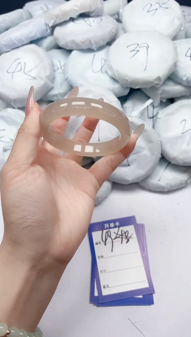 未镶嵌手镯石英质玉49/58