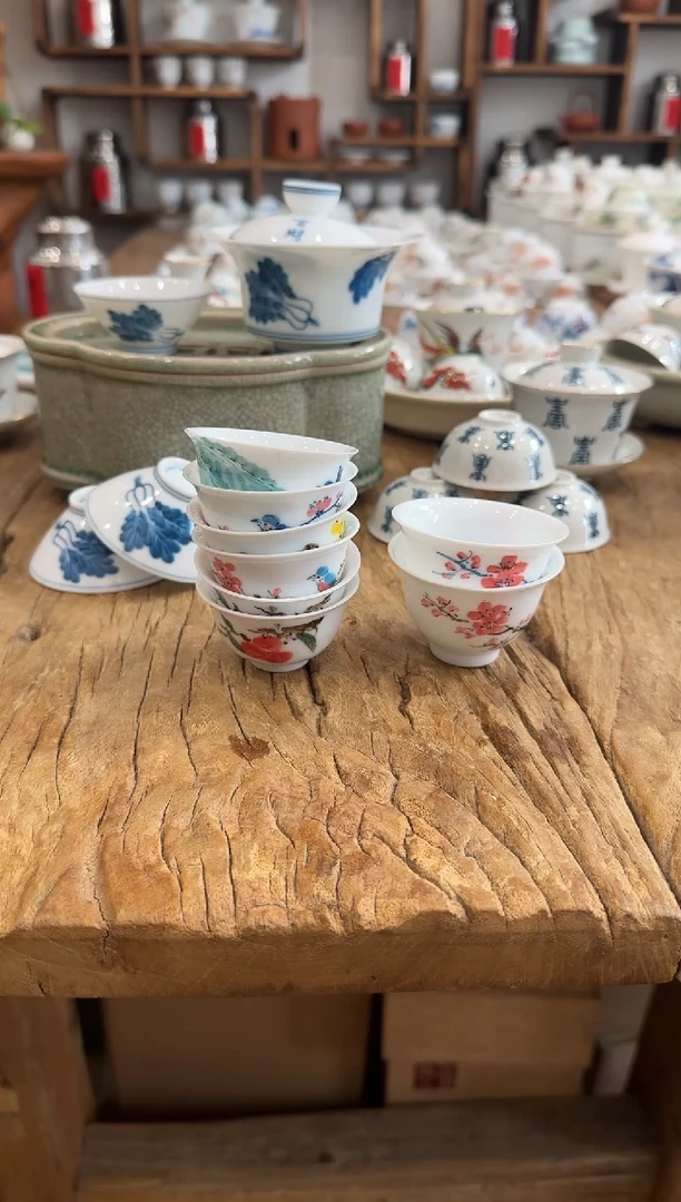 陶瓷S****业手绘花鸟杯40CC两个30CC六个