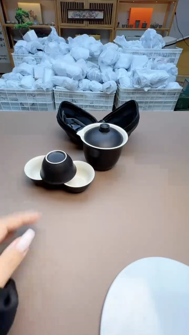 【闪购商品】摆件瓷制品S1111111111111