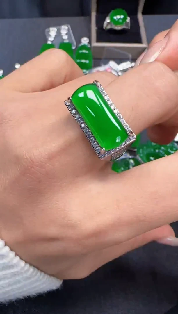 未镶嵌定制翡翠翡翠戒指194