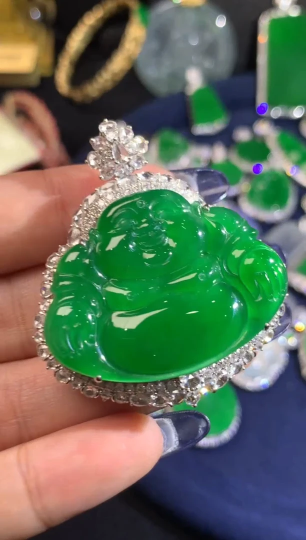 【闪购商品】翡翠挂件18K金镶嵌佛公定金3万