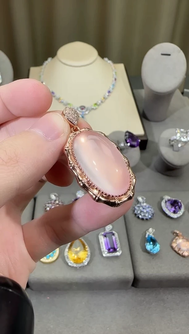 颈饰银S925镶嵌芙蓉石14*24mm星光粉水晶吊坠