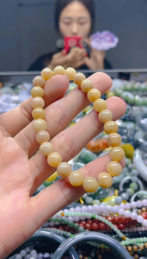 颈饰未镶嵌翡翠8MM/L/翡翠A货，一件也是批发价