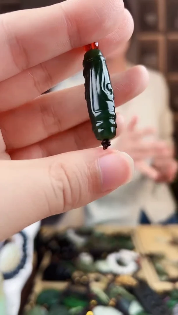 颈饰未镶嵌和田玉拍一发一，多样性发货