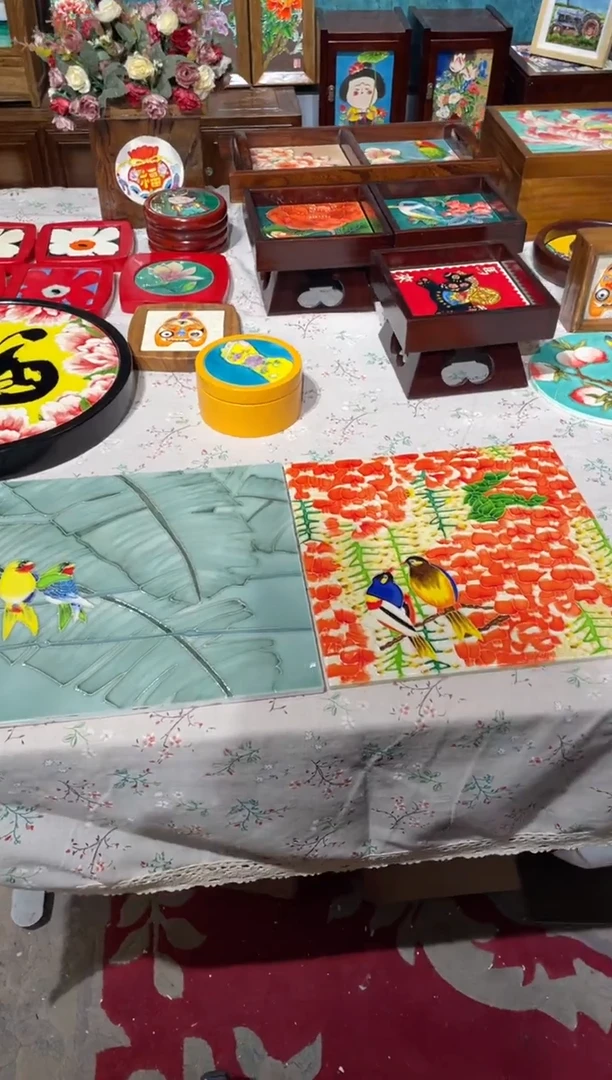 陶瓷蜗*?30*30淡绿小鸟+林间蜜语