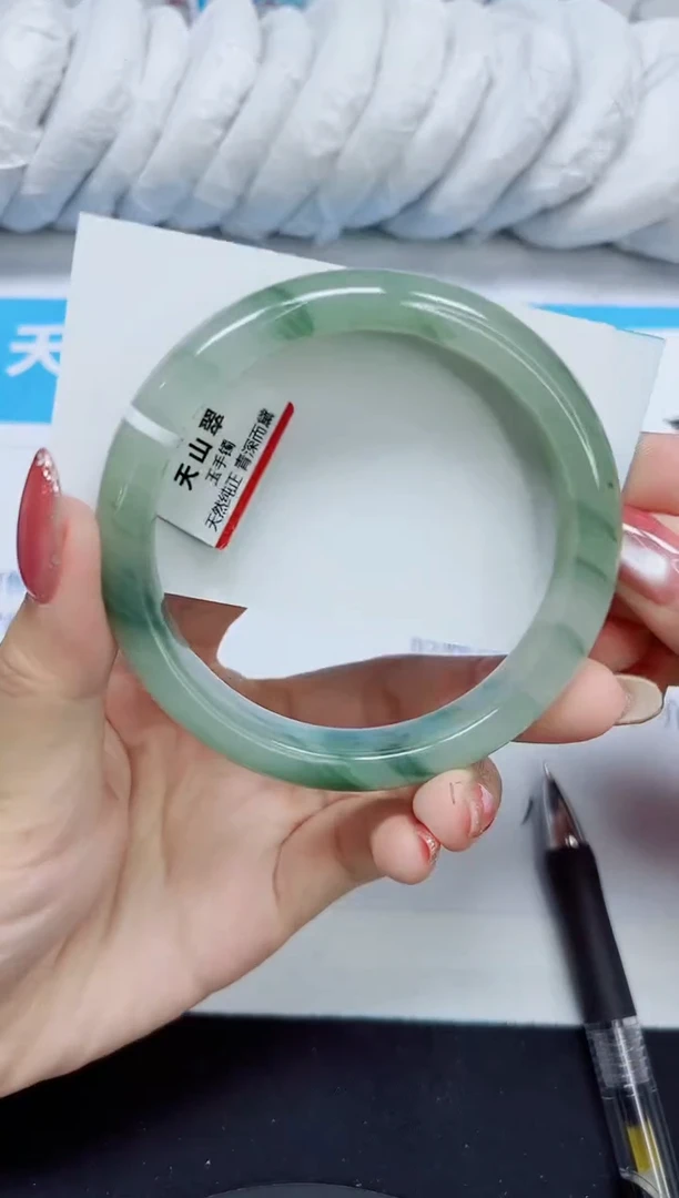 石英质玉手镯未镶嵌29/63