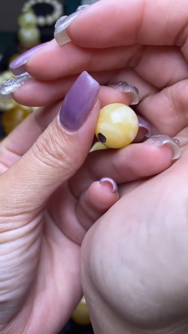 【闪购商品】琥珀裸石未镶嵌葵. 3