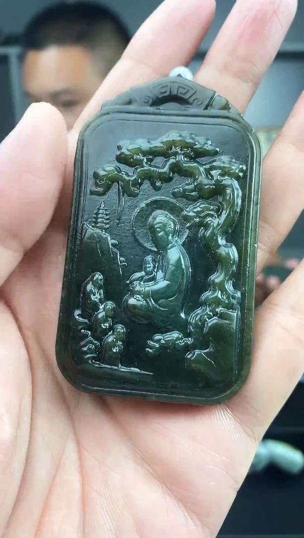 和田玉未镶嵌颈饰1