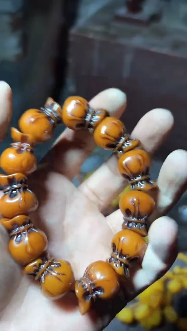 【闪购商品】蜜蜡手链未镶嵌【闪购商品闪购商品】