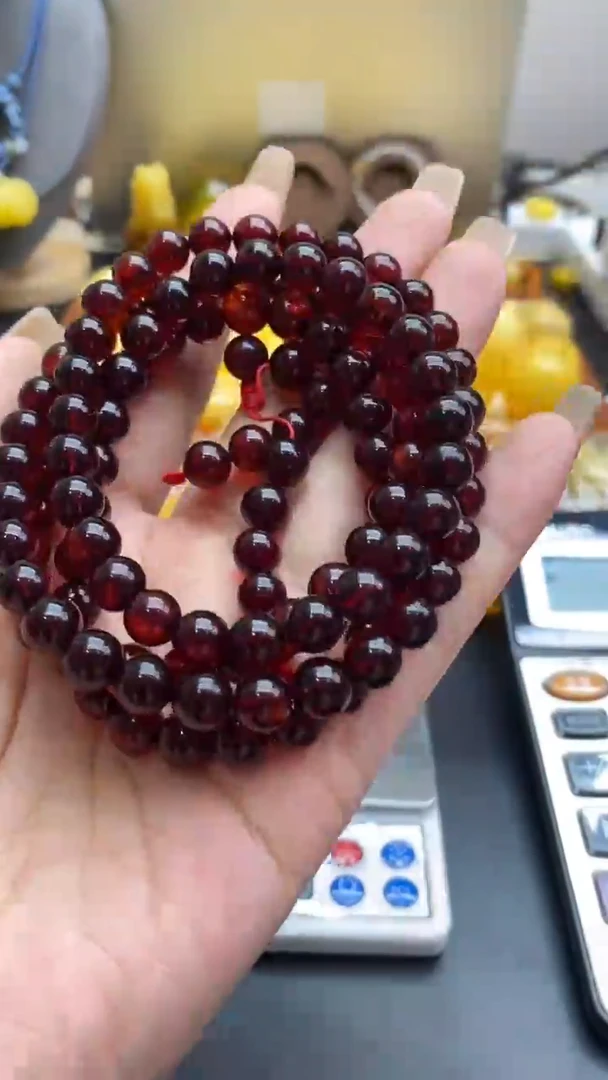 琥珀未镶嵌珠宝奇石25