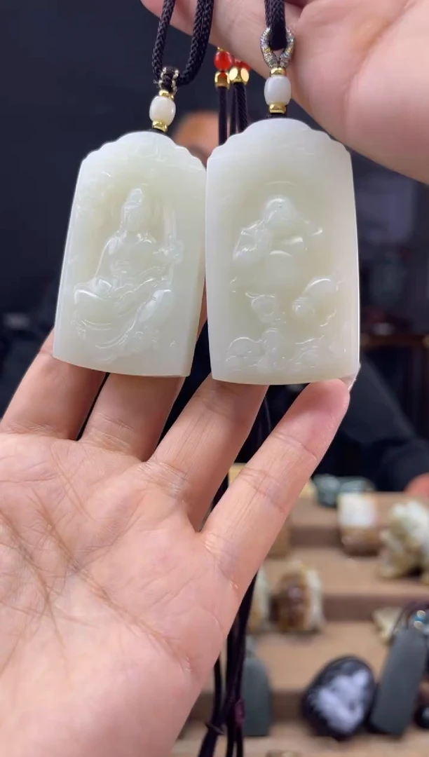 颈饰未镶嵌和田玉1