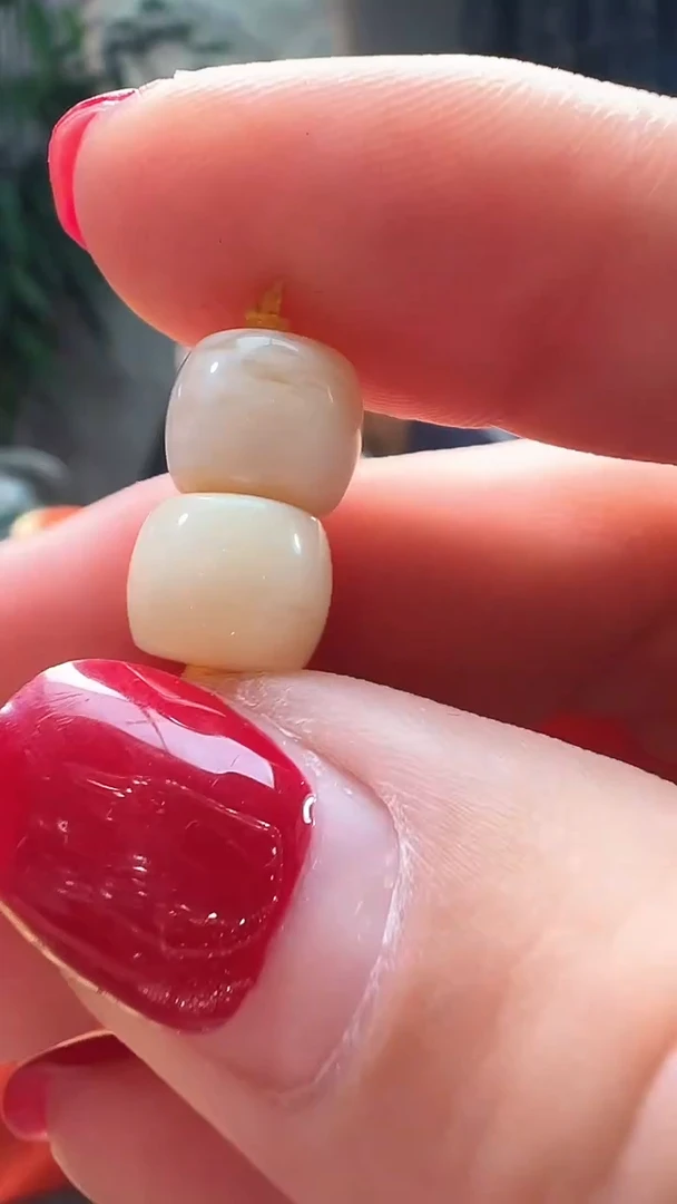 裸石蜜蜡未镶嵌8+蜜蜡浓白蜡精工老型对珠 一对 多样性拍一发一
