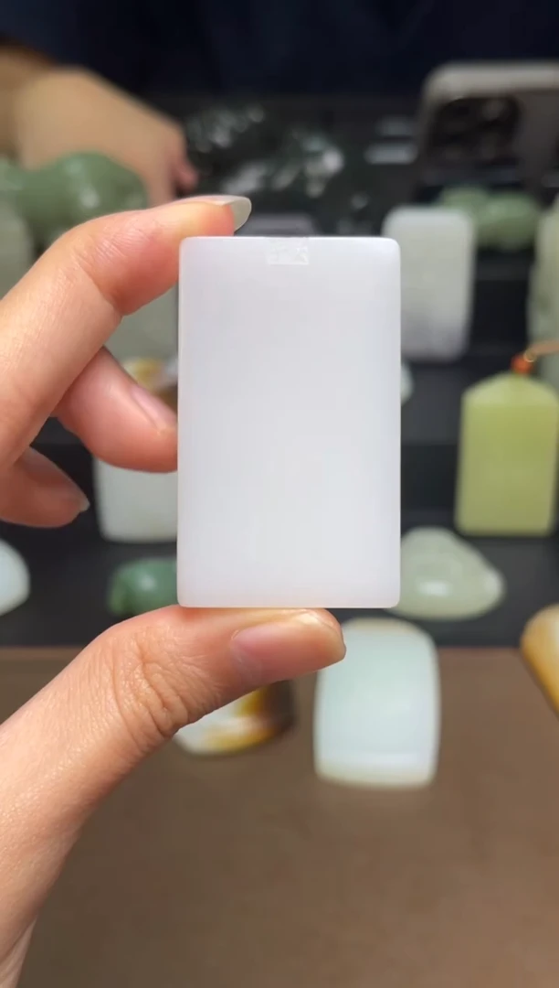 颈饰未镶嵌和田玉36 巧雕