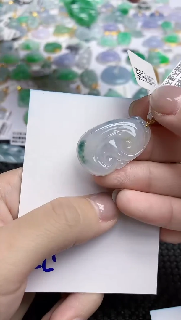 【闪购商品】翡翠颈饰18K金镶嵌天然翡翠A货