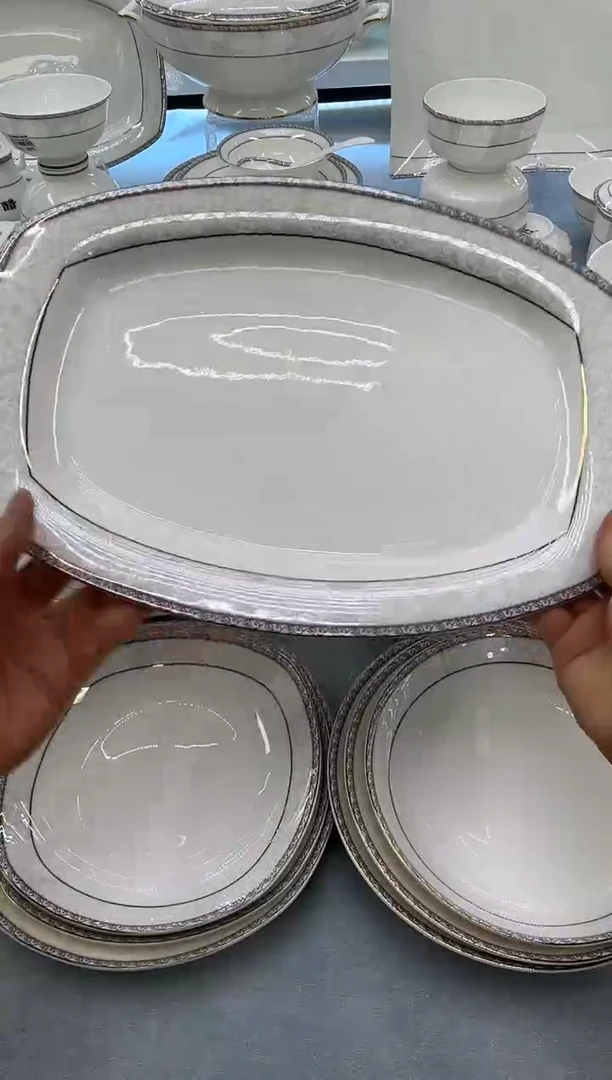 骨瓷 玲珑12方鱼1个