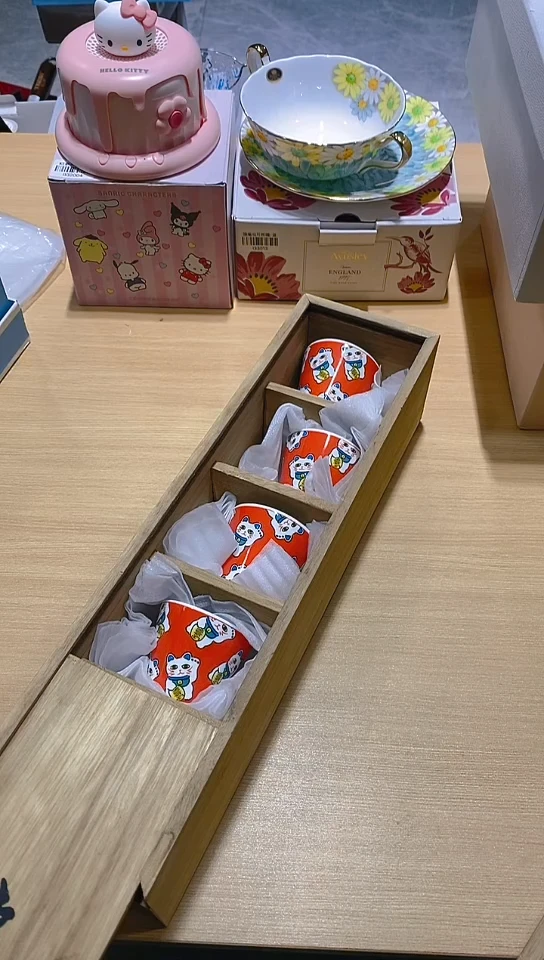 瓷片碗碟好物一件不留@@1
