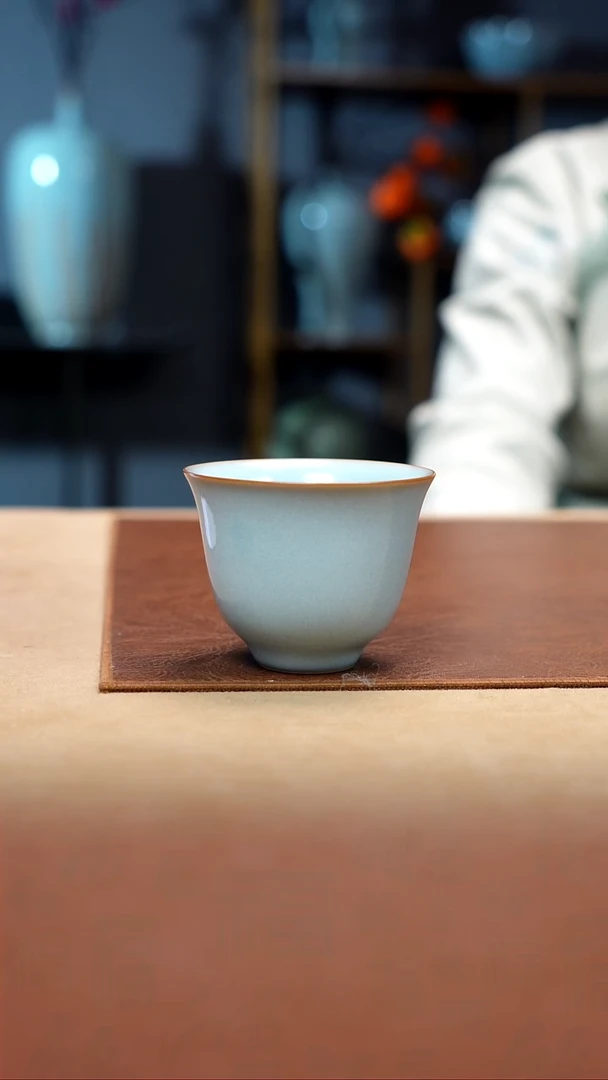 【闪购商品】摆件珑匠天青圈足玉兰杯