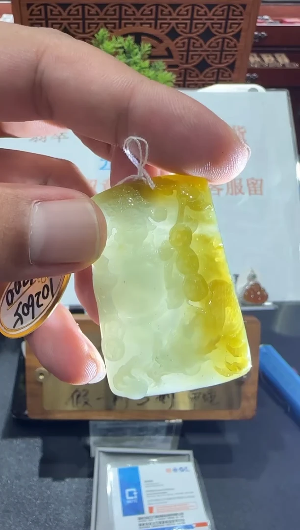 未镶嵌挂件翡翠A货翡翠多样性孤品