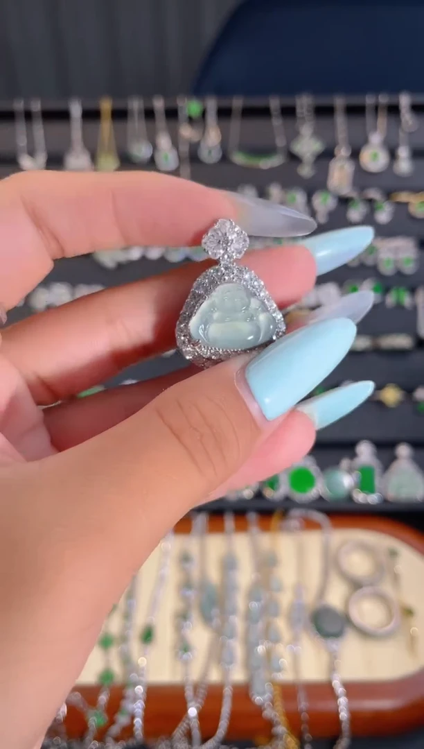 翡翠未镶嵌吊坠(赠链)佛公吊坠