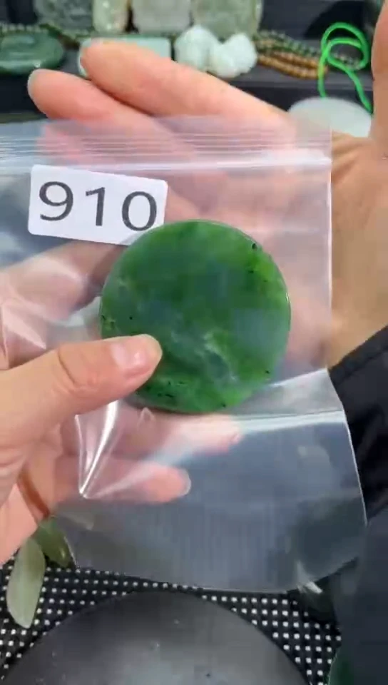 未镶嵌和田玉珠宝半成品镯芯