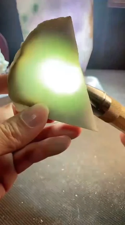 【闪购商品】翡翠颈饰未镶嵌翡翠