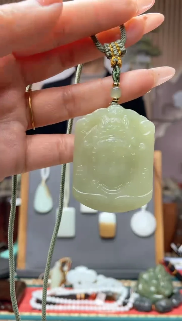 【闪购商品】和田玉颈饰未镶嵌一