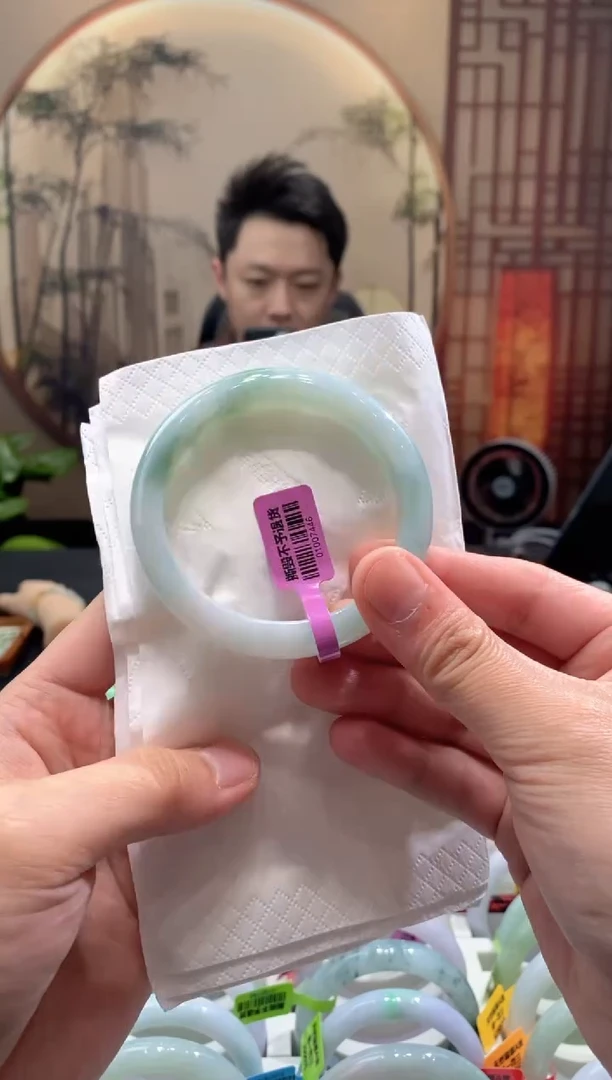 未镶嵌手镯翡翠000070987