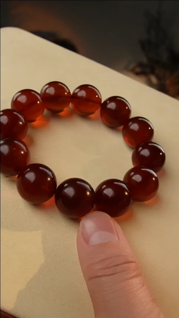 【闪购商品】琥珀颈饰未镶嵌19+血珀手串