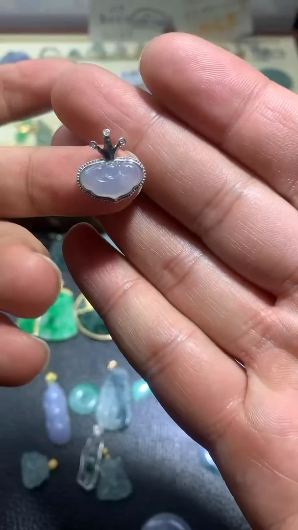 【闪购商品】翡翠颈饰18K金镶嵌062天然缅甸翡翠A货