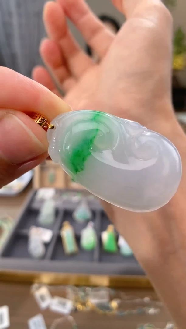 翡翠18K金镶嵌吊坠(不含链)如意