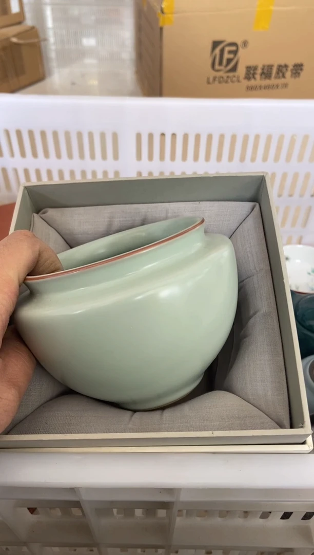 杯无运费险有瑕疵的摄影的产品有使用过的痕迹有点脏介意勿拍