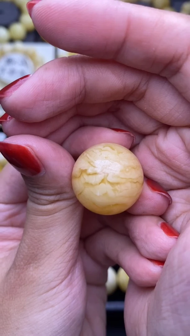 未镶嵌琥珀裸石大小姐珠宝95