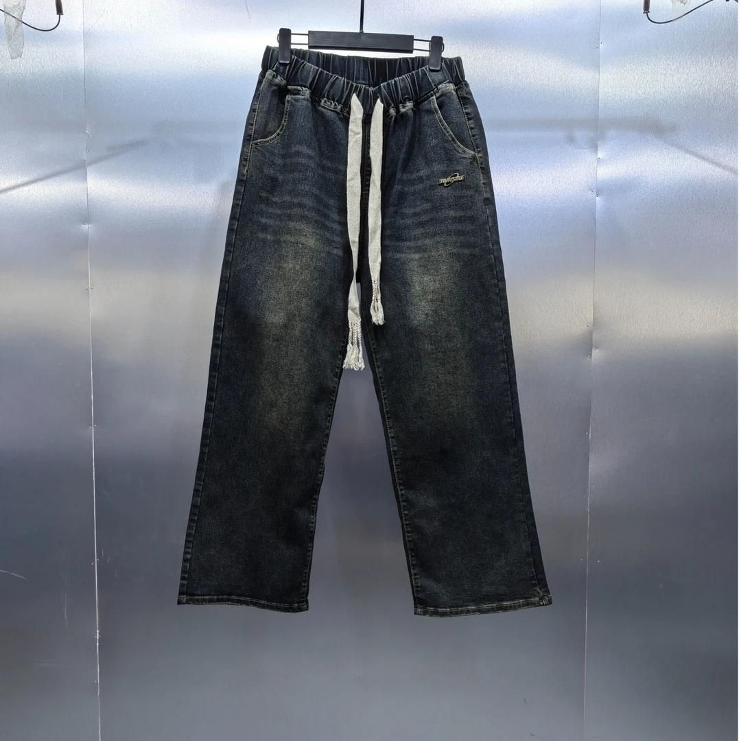 T05-71122-88R裤腿钢印字母印花时尚直筒牛仔裤