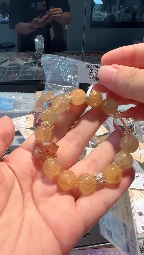 水晶手串未镶嵌手串