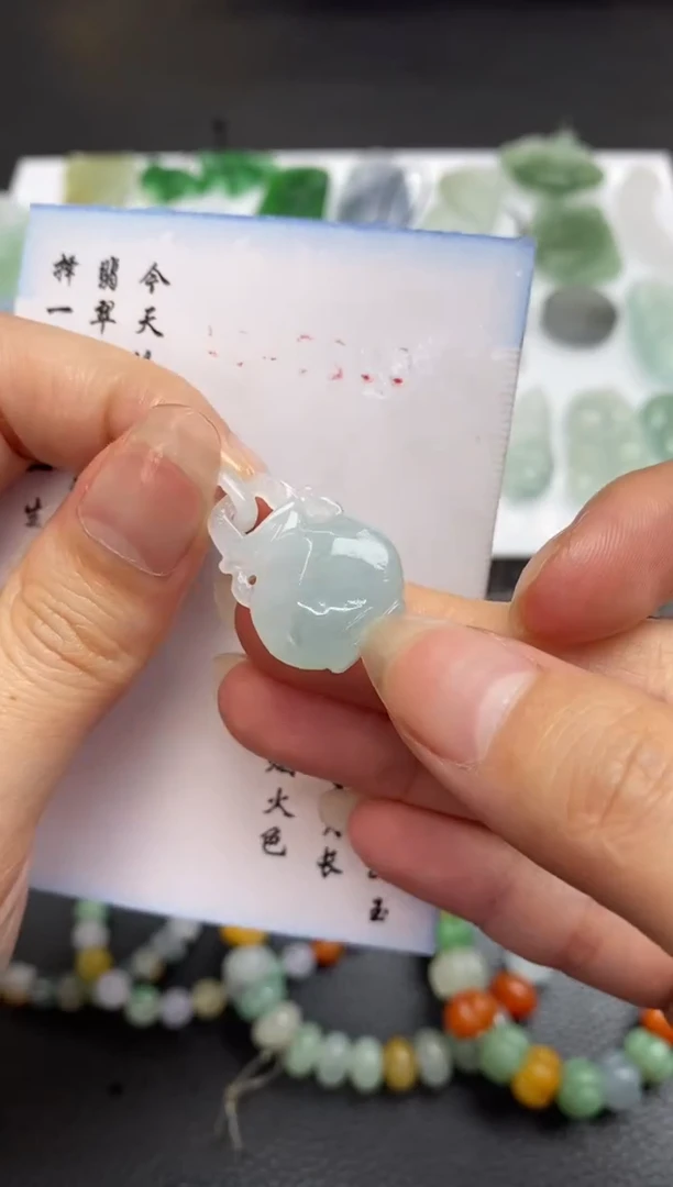 未镶嵌定制翡翠翡翠毛货~